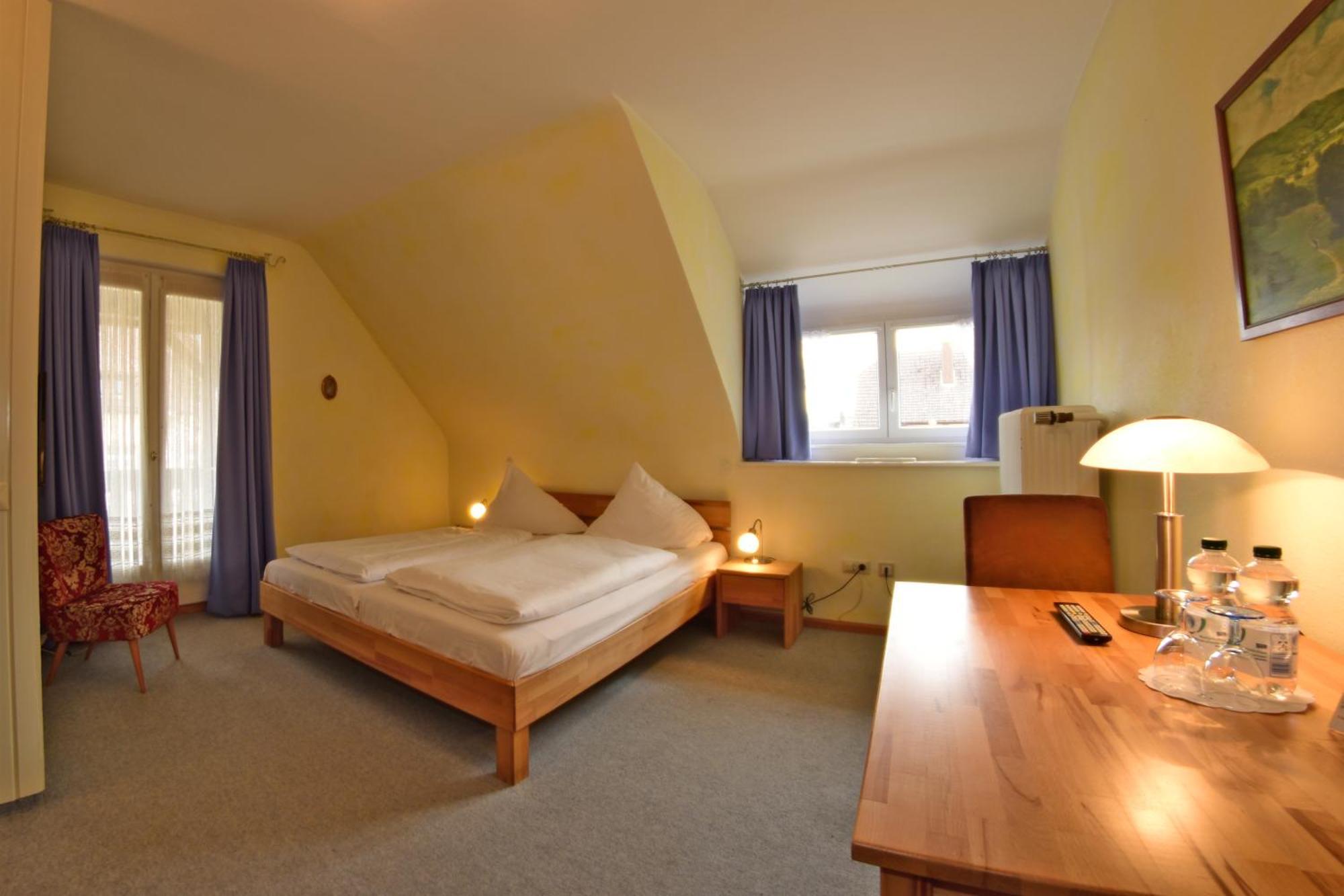 Hotel Hirschen Sankt Peter Exterior photo